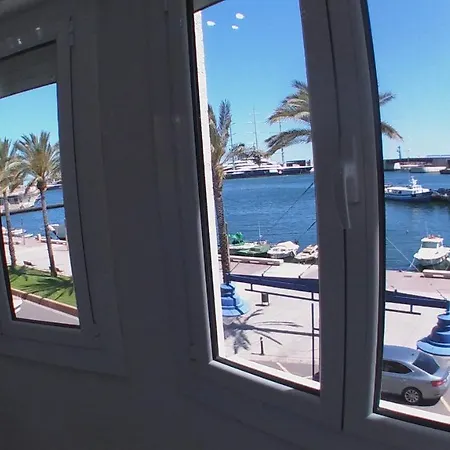 Port 2 טראגונה