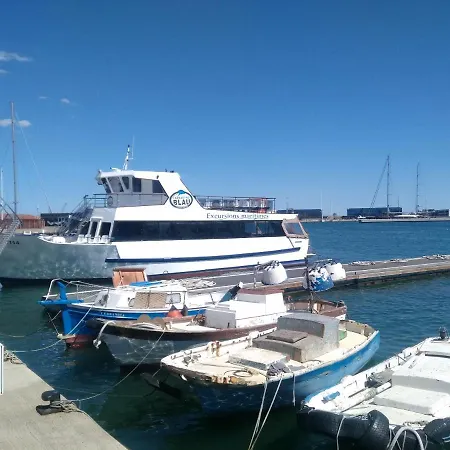 Port 2 Apartment