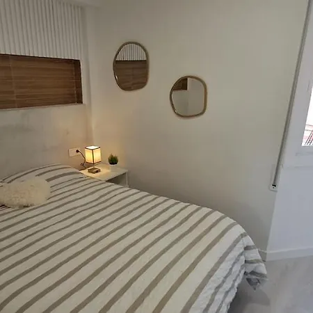 Port 2 Apartment *