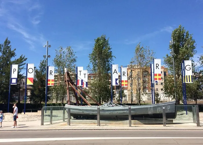 Port 2 * Таррагона